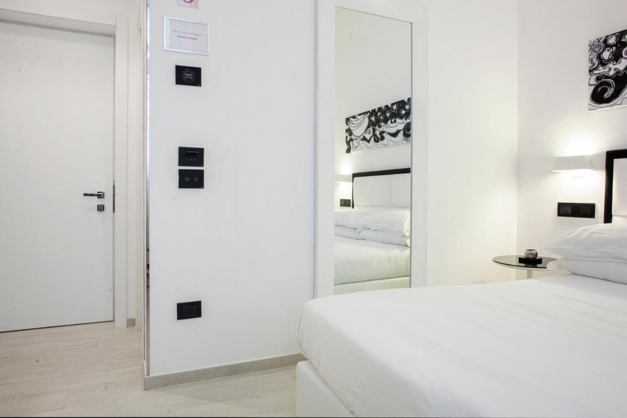 Lhp Suite Napoli Parco Margherita المظهر الخارجي الصورة
