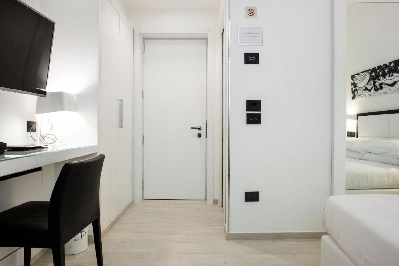 Lhp Suite Napoli Parco Margherita المظهر الخارجي الصورة
