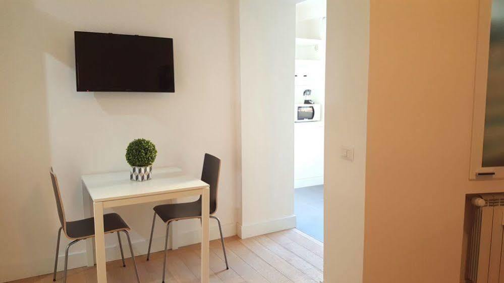 Lhp Suite Napoli Parco Margherita المظهر الخارجي الصورة