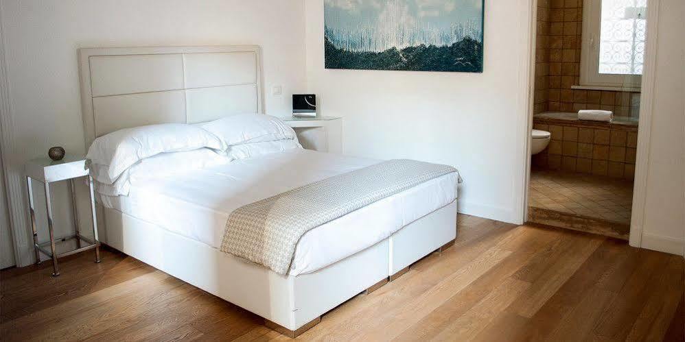 Lhp Suite Napoli Parco Margherita المظهر الخارجي الصورة